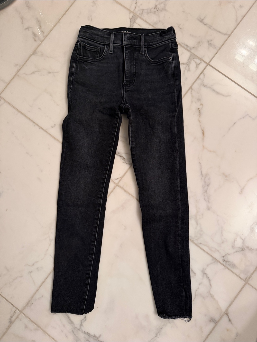 Denim Forum Women’s Nico Mid Rise Crop Skinny Jeans